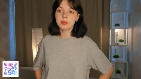 Snapshot of carleegoga chatting on 09.14.25 Emilia online show from 09.14.25