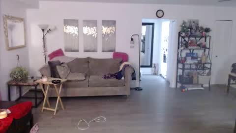 Snapshot of carliecreams chatting on 09.25.25 Carlie online show from 09.25.25