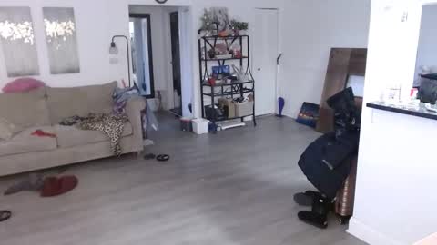 Snapshot of carliecreams chatting on 11.22.25 Carlie online show from 11.22.25