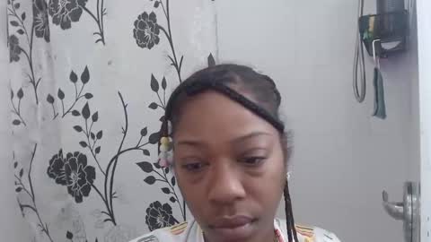 Snapshot of carliecreams chatting on 11.24.25 Carlie online show from 11.24.25