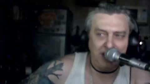Snapshot of carlos712009 chatting on 04.23.26 carlos712009 online show from 04.23.26