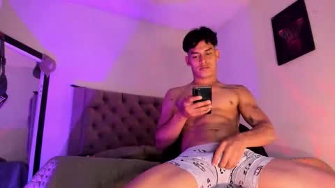 carloshero69 online show from 11.28.25