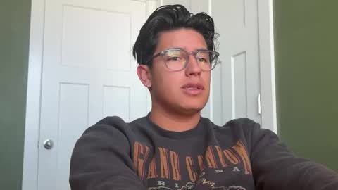 Snapshot of carlosjosecb1 chatting on 02.19.26 carlos online show from 02.19.26