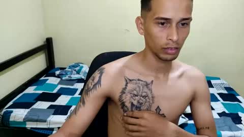 Snapshot of carlossmi01 chatting on 02.15.25 carlossmi01 online show from 02.15.25