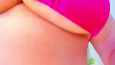 Snapshot of carlota_peach chatting on 01.19.25 Andrea online show from 01.19.25