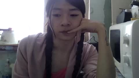 CarlyJoy online show from 02.10.25