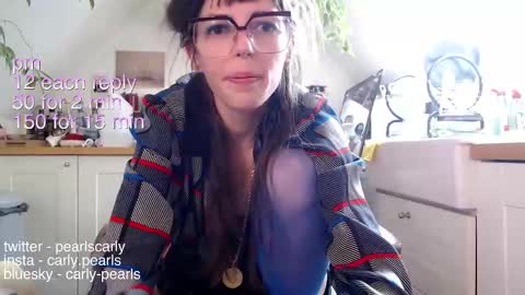 Carly Pearls online show from 02.27.25