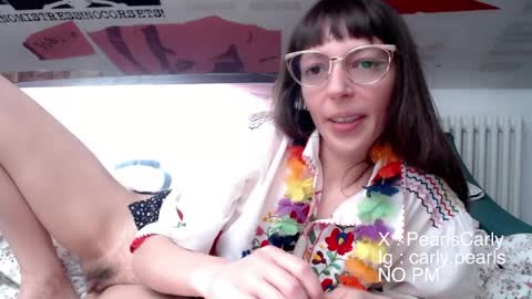 Carly Pearls online show from 04.13.26
