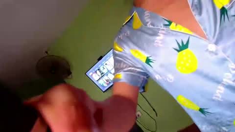 Snapshot of carmella_romance chatting on 12.30.24 Carmella online show from 12.30.24