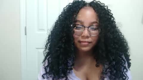 CARAMEL xoxo online show from 09.08.25