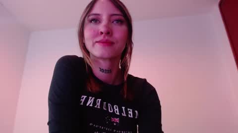 Snapshot of carmennrusso chatting on 02.26.25 carmennrusso online show from 02.26.25