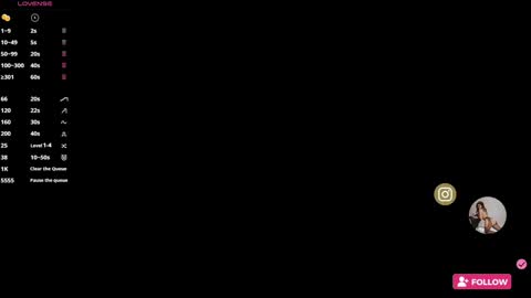 Snapshot of caro_martinezz chatting on 12.10.24    online show from 12.10.24