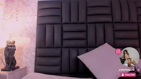 Snapshot of caro_martinezz chatting on 12.14.24    online show from 12.14.24