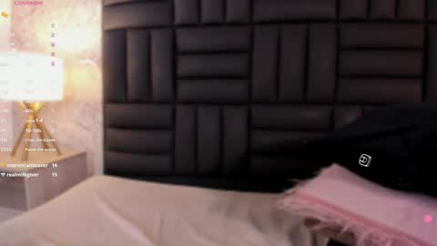 Snapshot of caro_martinezz chatting on 01.31.25    online show from 01.31.25