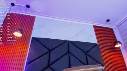 Snapshot of caro_martinezz chatting on 02.11.25    online show from 02.11.25