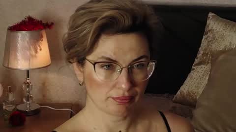 CaroJhones online show from 02.02.25