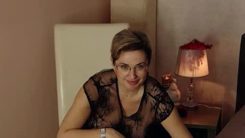 CaroJhones online show from 02.03.25