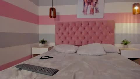 Snapshot of carol_pinter chatting on 12.30.24 Carol  online show from 12.30.24