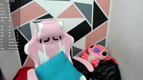 Snapshot of carol_pinter chatting on 09.11.25 Carol  online show from 09.11.25