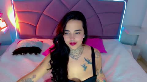 Carolaine01 online show from 10.16.25