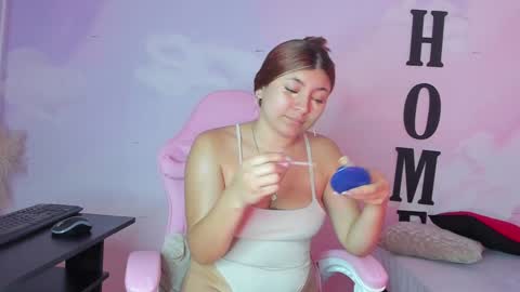 Snapshot of carolay759687 chatting on 02.01.25 carolay759687 online show from 02.01.25