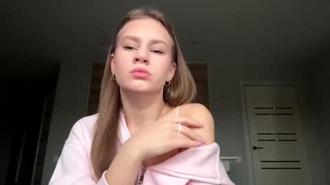 Lisa online show from 12.20.25