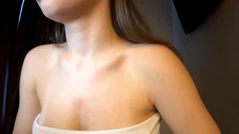 Lisa online show from 01.05.26