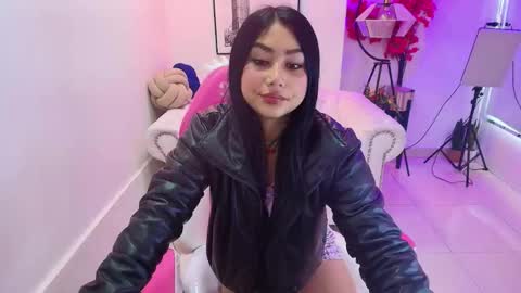 Snapshot of carolina_cherry chatting on 02.03.26 CAROLINA. online show from 02.03.26