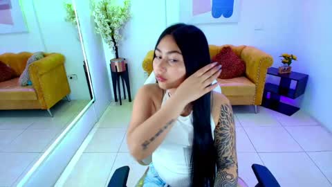 Snapshot of carolina_cherry chatting on 04.14.26 CAROLINA. online show from 04.14.26