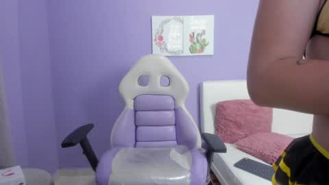 Carolina  online show from 01.29.25