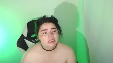 Snapshot of carolina_lee12 chatting on 03.30.26 carolina online show from 03.30.26