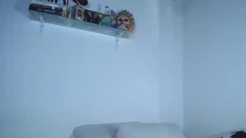 CarolinaM online show from 09.23.25