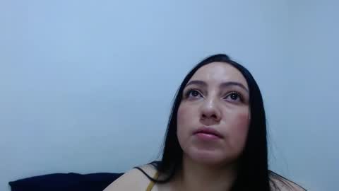 Snapshot of carolina_zabala_19 chatting on 05.03.26 carolina_zabala_19 online show from 05.03.26