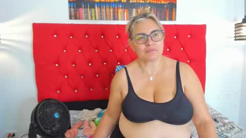 Carolina online show from 09.22.25