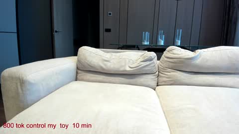 Snapshot of carolinaherera chatting on 12.14.24 Lina.I will online 1 December online show from 12.14.24