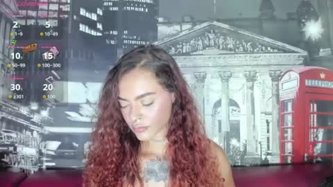 Snapshot of caroline_clark420 chatting on 06.12.26 Caroline Clark online show from 06.12.26