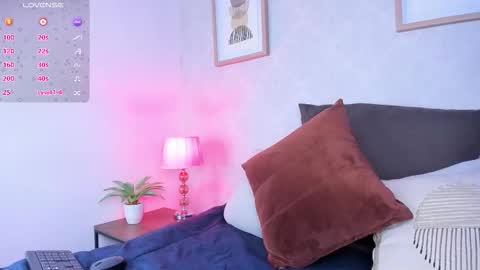  Caroline  online show from 09.16.25