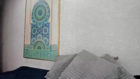  Caroline  online show from 12.22.25