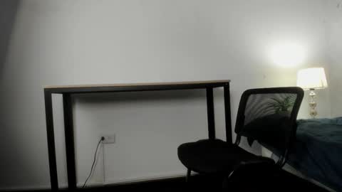 Snapshot of caroline_dh chatting on 02.16.26 Caroline online show from 02.16.26