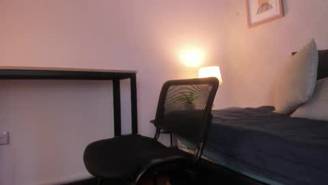 Snapshot of caroline_dh chatting on 02.21.26 Caroline online show from 02.21.26