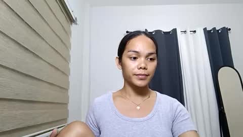 caroline_east online show from 02.23.26