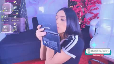 caroline_foster1 online show from 12.15.25