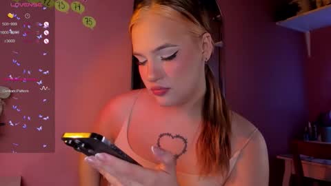 Caro online show from 09.27.25