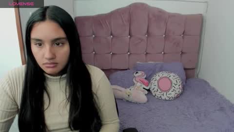 caroline_rodriguez_9 online show from 11.03.25