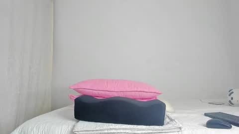 Caroline Tovar   Lovense is active my orgasms in your hands Give me more pleasure and make me cum online show from 12.08.24