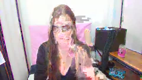 CarolineAmore online show from 02.12.26