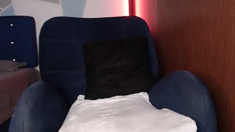 Carolin Blich online show from 02.27.26