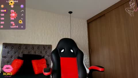 Snapshot of carolinescoth_dl chatting on 09.12.25 Caroline Scoth online show from 09.12.25