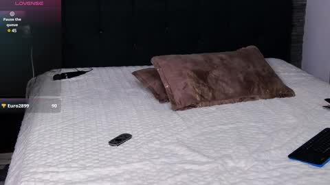 Snapshot of carolineswett chatting on 02.04.25 Katie H online show from 02.04.25