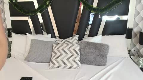 Caro Gmez  online show from 01.14.25